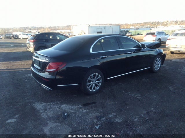 WDDZF4KB4HA099090 Mercedes-Benz E 300 4matic