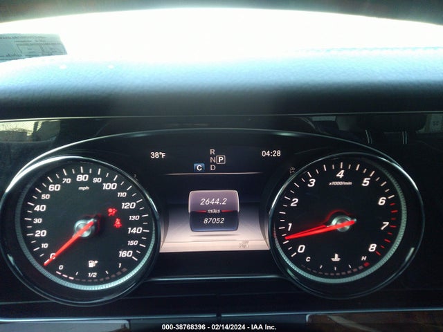 WDDZF4KB4HA099090 Mercedes-Benz E 300 4matic