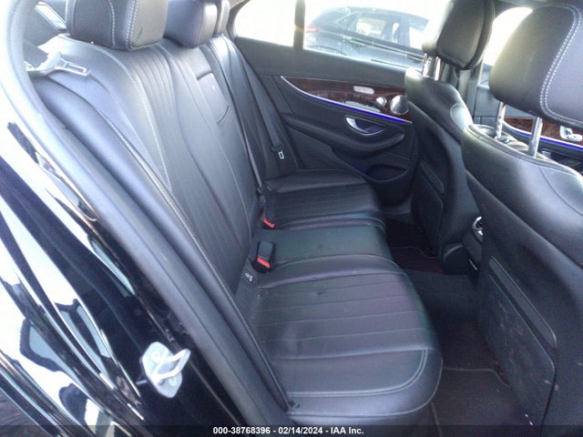 WDDZF4KB4HA099090 Mercedes-Benz E 300 4matic
