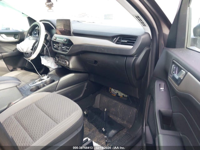 Ford ESCAPE SE 2021 1FMCU9G68MUA34956 Image 5