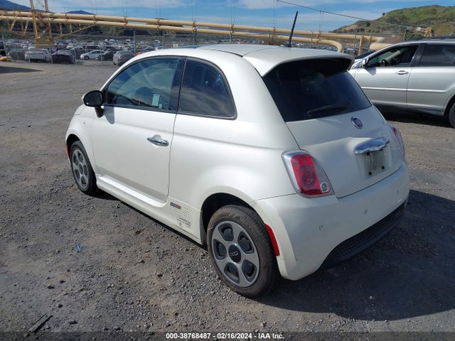 2014 FIAT 500E 3C3CFFGE8ET173022 Photo 2