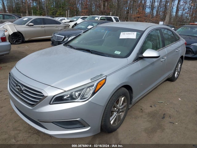 Hyundai Sonata 2017 5NPE24AF3HH586640 Image 2