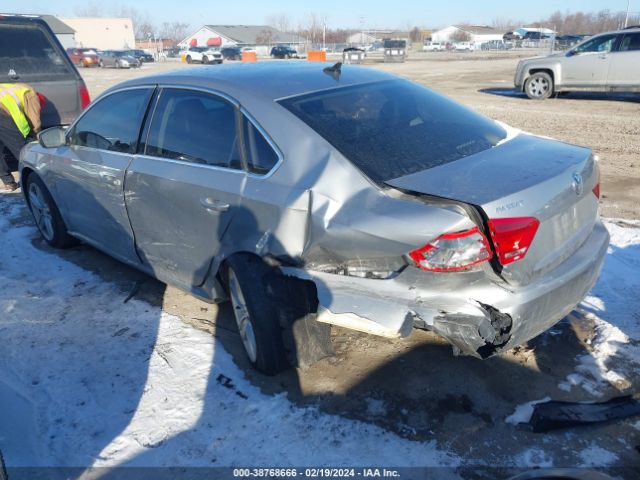 1VWBN7A34EC110063 Volkswagen Passat 2.0l Tdi Se
