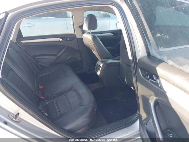 1VWBN7A34EC110063 Volkswagen Passat 2.0l Tdi Se