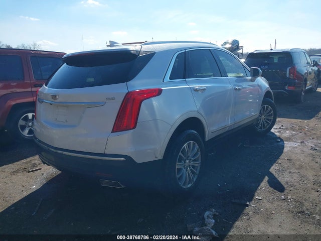 Cadillac XT5 LUXURY 2017 1GYKNDRS0HZ256405 Image 4