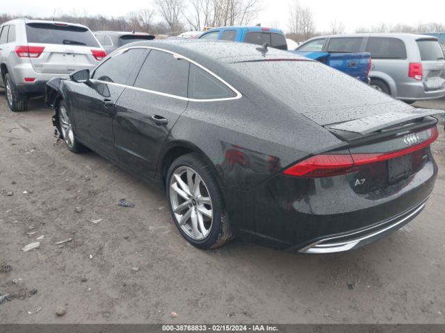 2022 AUDI A7 SPORTBACK WAUP2BF21NN008421 Photo 2
