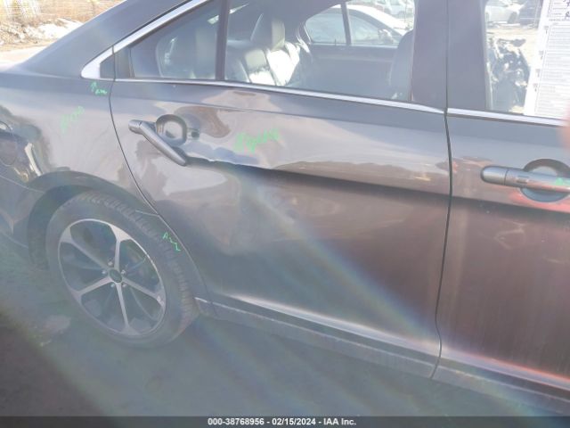 1FAHP2H82GG100306 Ford TAURUS SEL