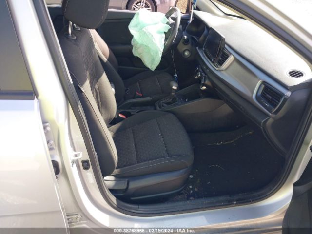 3KPA24AD3PE530844 KIA RIO S