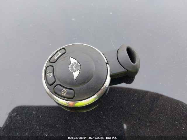 2012 MINI COOPER WMWSU3C55CT257368 Photo 10