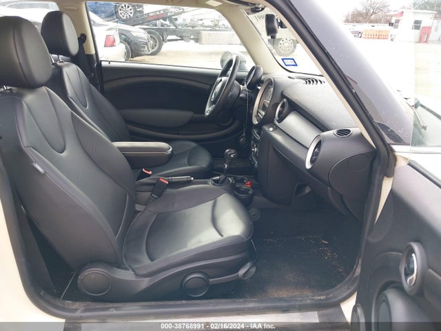 2012 MINI COOPER WMWSU3C55CT257368 Photo 4