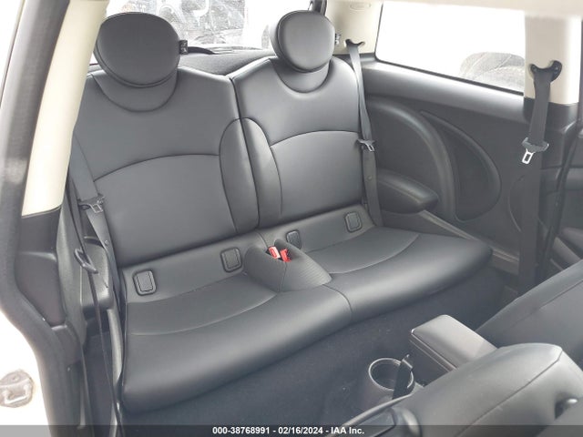 2012 MINI COOPER WMWSU3C55CT257368 Photo 7