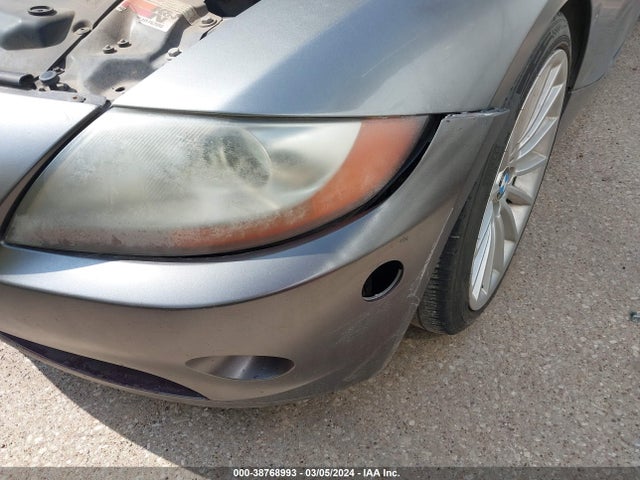 2004 BMW Z4 3.0I VIN: 4USBT53584LU08801
