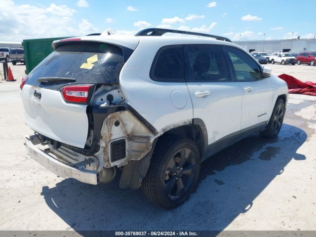 1C4PJLCB5GW127652 Jeep Cherokee Altitude