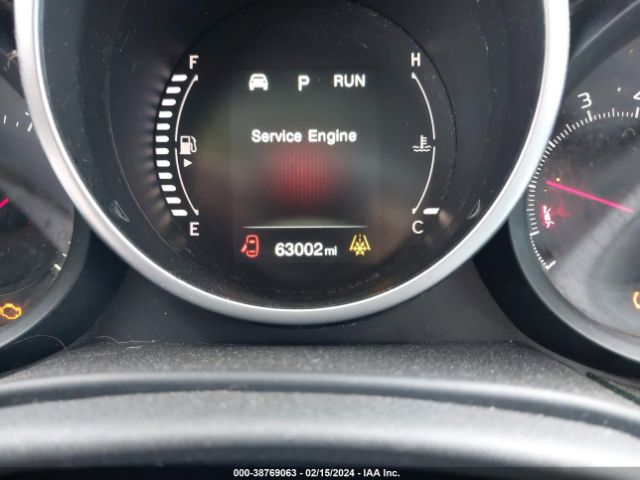 ZFBCFYDT0GP325163 Fiat 500x Lounge