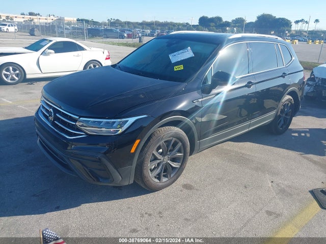 3VVNB7AX9PM123759 Volkswagen Tiguan 2.0t Se