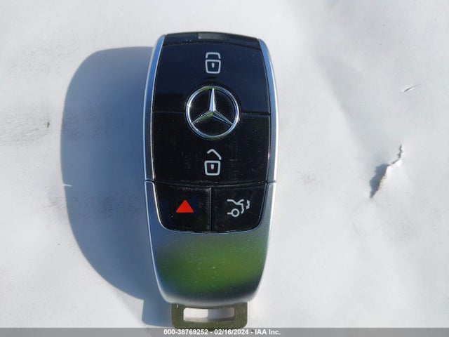 Mercedes-Benz E 300 2018 WDDZF4JB4JA385805 Image 11