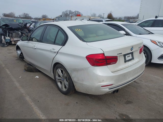 BMW 328I 2016 WBA8E9C55GK643505 Image 3