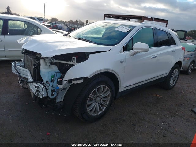 Cadillac XT5 LUXURY 2017 1GYKNDRS1HZ144129 Image 2
