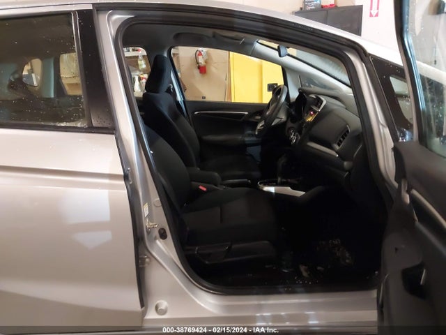 Honda FIT LX 2016 JHMGK5H57GS009460 Image 5