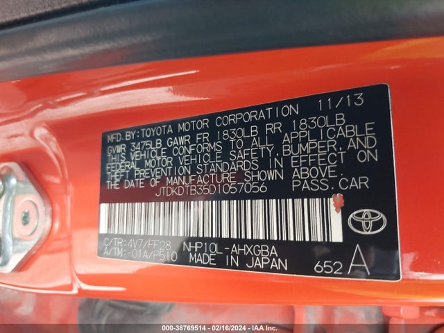 2013 TOYOTA PRIUS C THREE VIN: JTDKDTB35D1057056