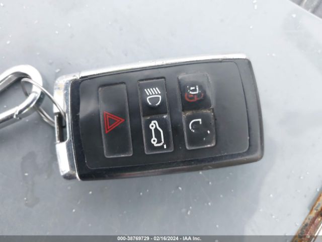 SALRG2RV6JA050130 Land Rover Discovery Se