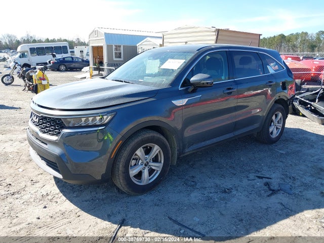 KIA SORENTO LX 2023 5XYRG4LC1PG237150 Image 2
