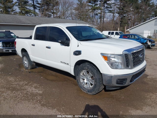 Nissan TITAN SV 2017 1N6AA1EJ6HN544913 Image 1
