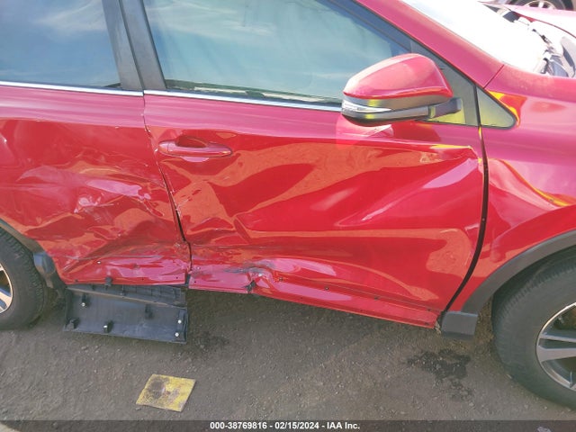 Toyota Rav4 Xle 2016 JTMWFREV1GJ063131 Image 12