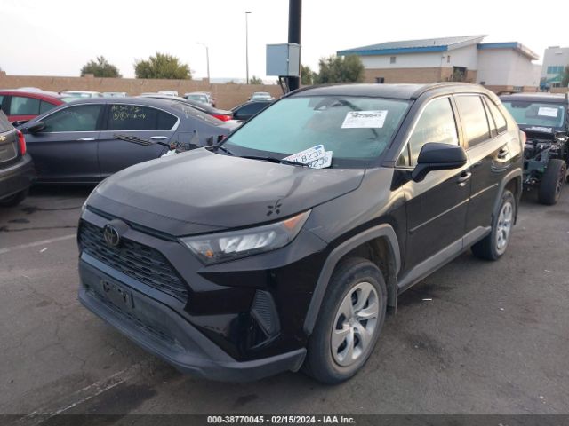 2T3F1RFV1KW074105 Toyota RAV4 LE