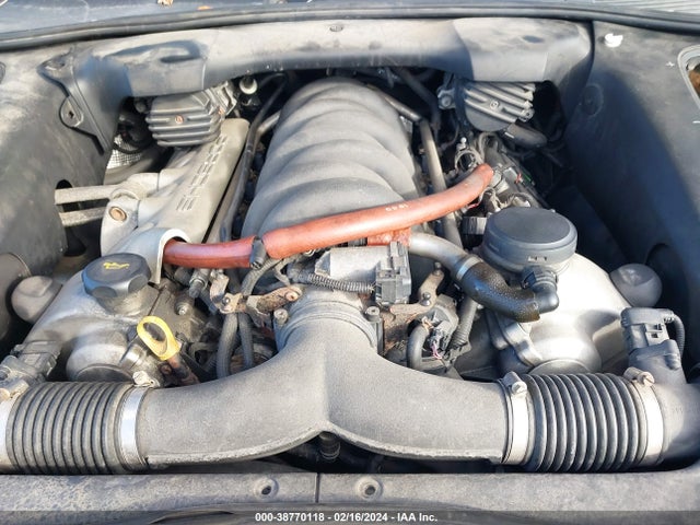 2004 PORSCHE CAYENNE WP1AB29P74LA66557 Photo 9