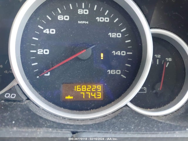 2004 PORSCHE CAYENNE WP1AB29P74LA66557 Photo 6