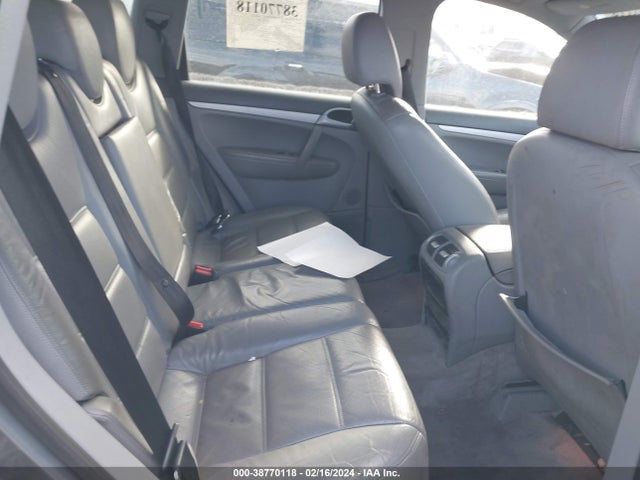 2004 PORSCHE CAYENNE WP1AB29P74LA66557 Photo 7