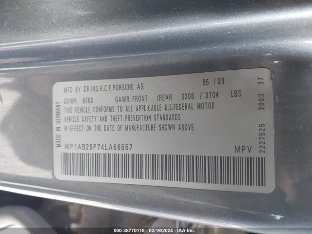 2004 PORSCHE CAYENNE WP1AB29P74LA66557 Photo 8