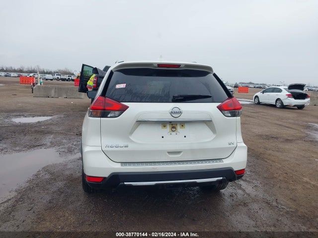 Nissan ROGUE SV 2018 JN8AT2MT2JW451753 Image 17