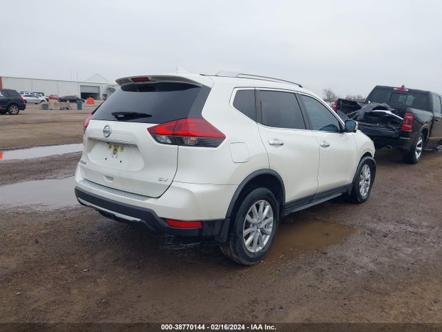 Nissan ROGUE SV 2018 JN8AT2MT2JW451753 Image 4
