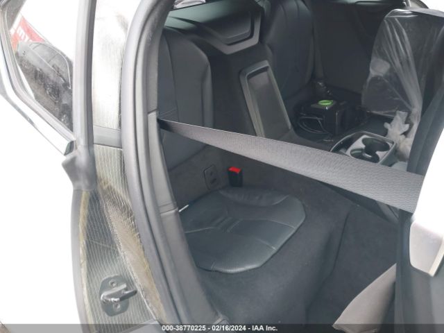 WBY2Z2C54GV674830 BMW I8