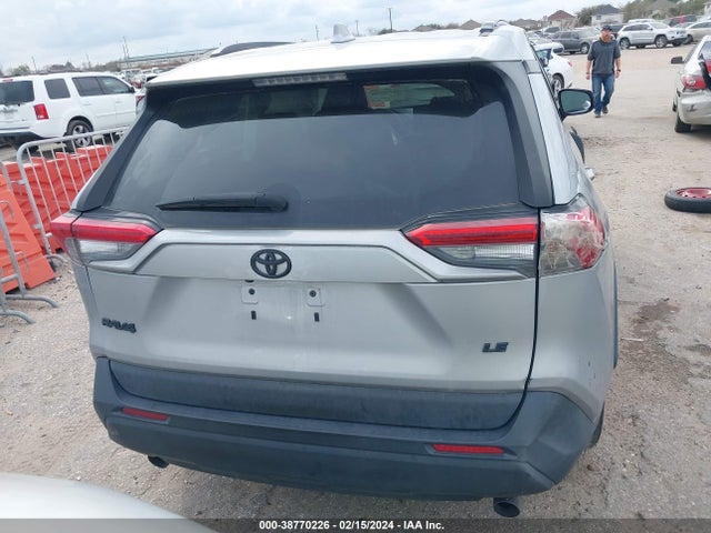 Toyota RAV4 LE 2021 2T3H1RFV0MW176779 Image 16