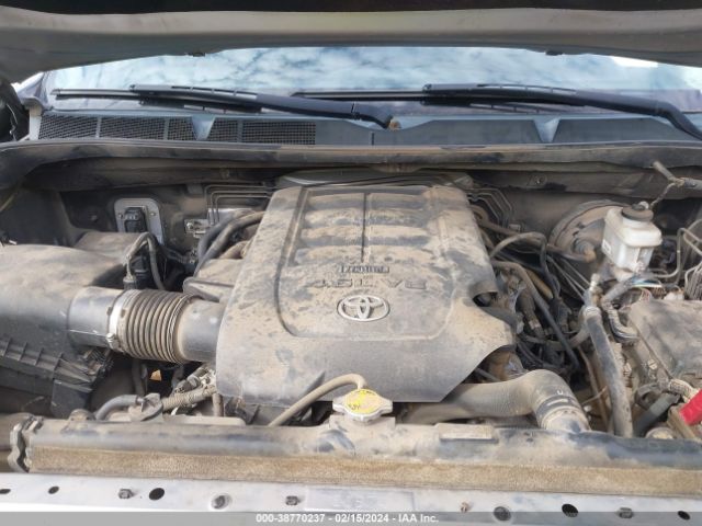 5TFRM5F13FX082735 Toyota Tundra Sr5 4.6l V8