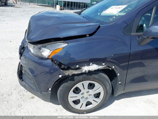 Chevrolet TRAX LS 2018 3GNCJKSBXJL155834 Image 13