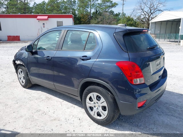 Chevrolet TRAX LS 2018 3GNCJKSBXJL155834 Image 3