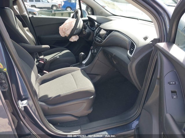 Chevrolet TRAX LS 2018 3GNCJKSBXJL155834 Image 5
