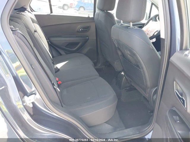Chevrolet TRAX LS 2018 3GNCJKSBXJL155834 Image 8
