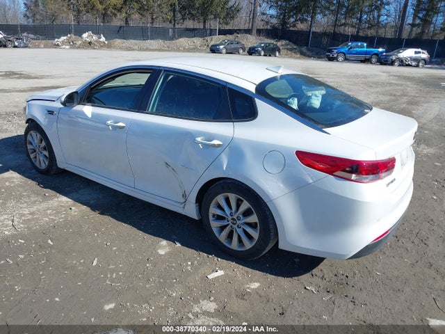 KIA Optima Lx 2018 5XXGT4L3XJG268900 Image 3