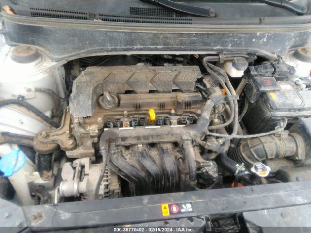 2021 HYUNDAI VENUE KMHRB8A31MU098006 Photo 9