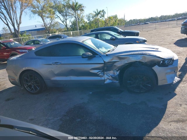 Ford Mustang Ecoboost Premium Fastback 2020 1FA6P8TD2L5142639 Image 13