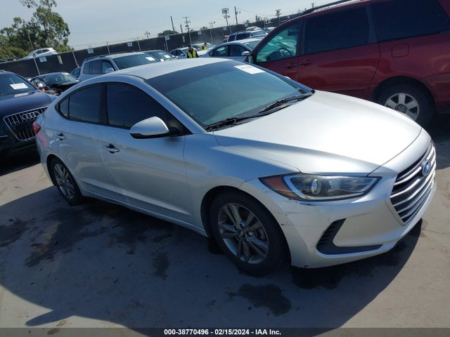 2018 5NPD84LFXJH214550 main image
