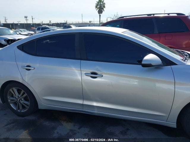 Hyundai ELANTRA SEL 2018 5NPD84LFXJH214550 Image 13