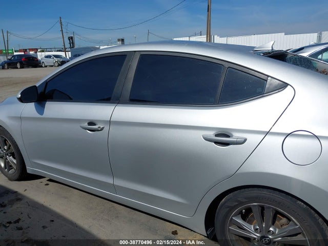 Hyundai ELANTRA SEL 2018 5NPD84LFXJH214550 Image 14