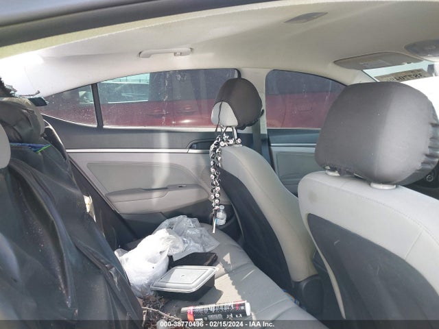 Hyundai ELANTRA SEL 2018 5NPD84LFXJH214550 Image 8