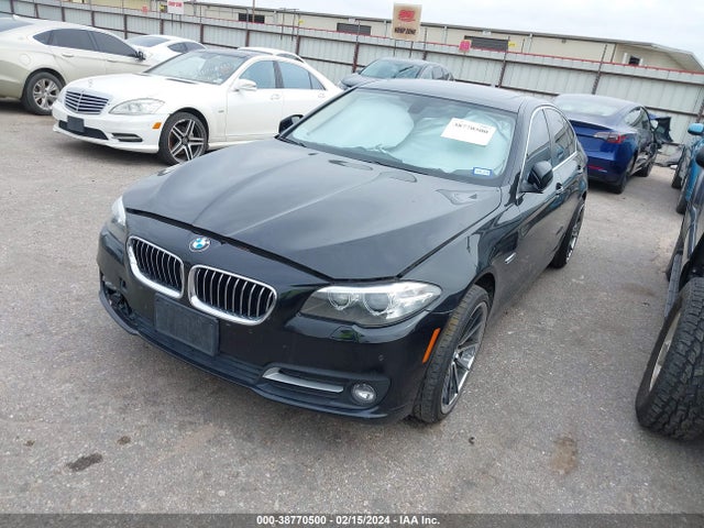 BMW 528I 2015 WBA5A5C52FD519430 Image 2